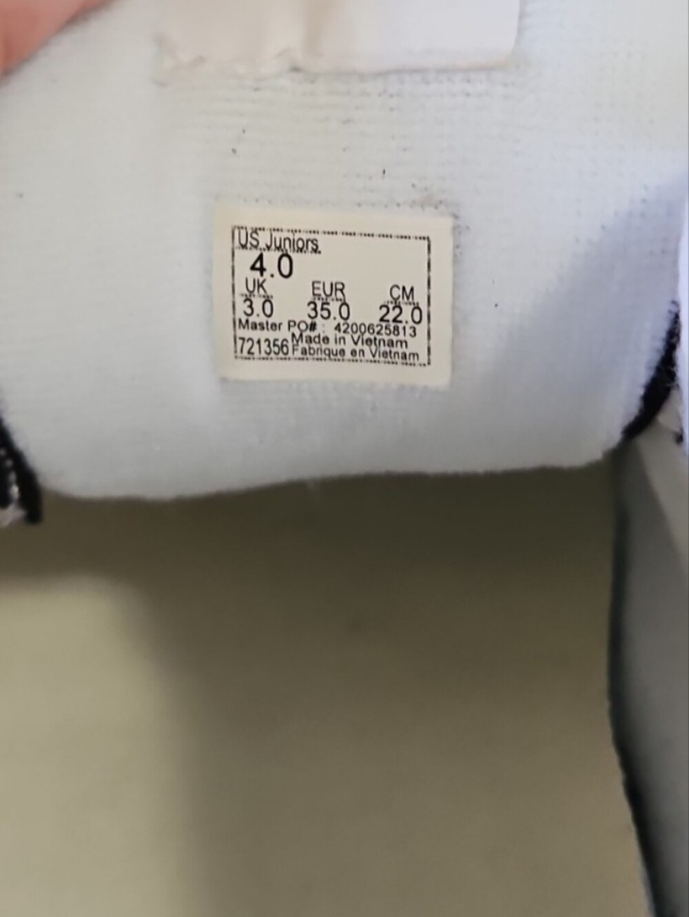 Vans Low-Top Sneakers – Kids Size 4.0 (Unisex) - Picture 4 of 5